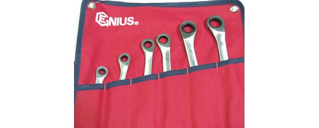 csillagkulcs;csillag-kulcs;csillag kulcs;csillag-csillag kulcs;racsnis kulcs;készlet;kulcs készlet;csill.-csillag racsnis kész.;Genius Tools